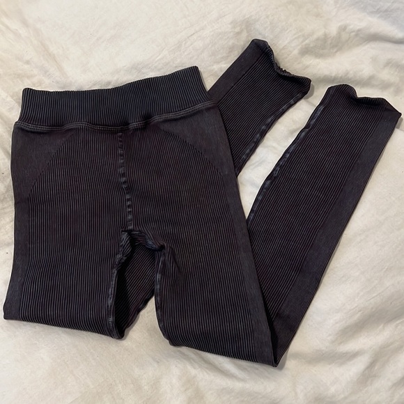 XS/S Free People Movement Set - Picture 8 of 11